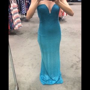 Homecoming/prom dress etc